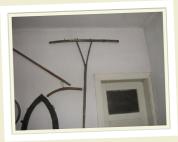 (3/12): Drewniane grabie.S�u�y�y do grabienia siana.