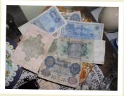 (16/22): Papierowe pieni�dze sprzed II wojny �wiatowej.